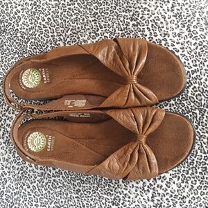 Earth Spirit wedge sandals SZ 8 1/2